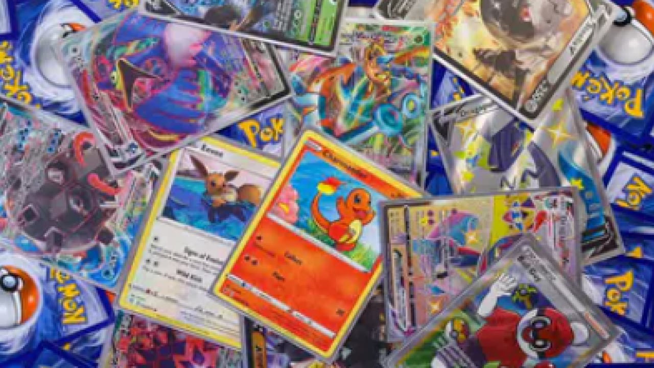 Foto - Oyun kartları zengin yaptı: Öyle bir fiyata satıldı ki...