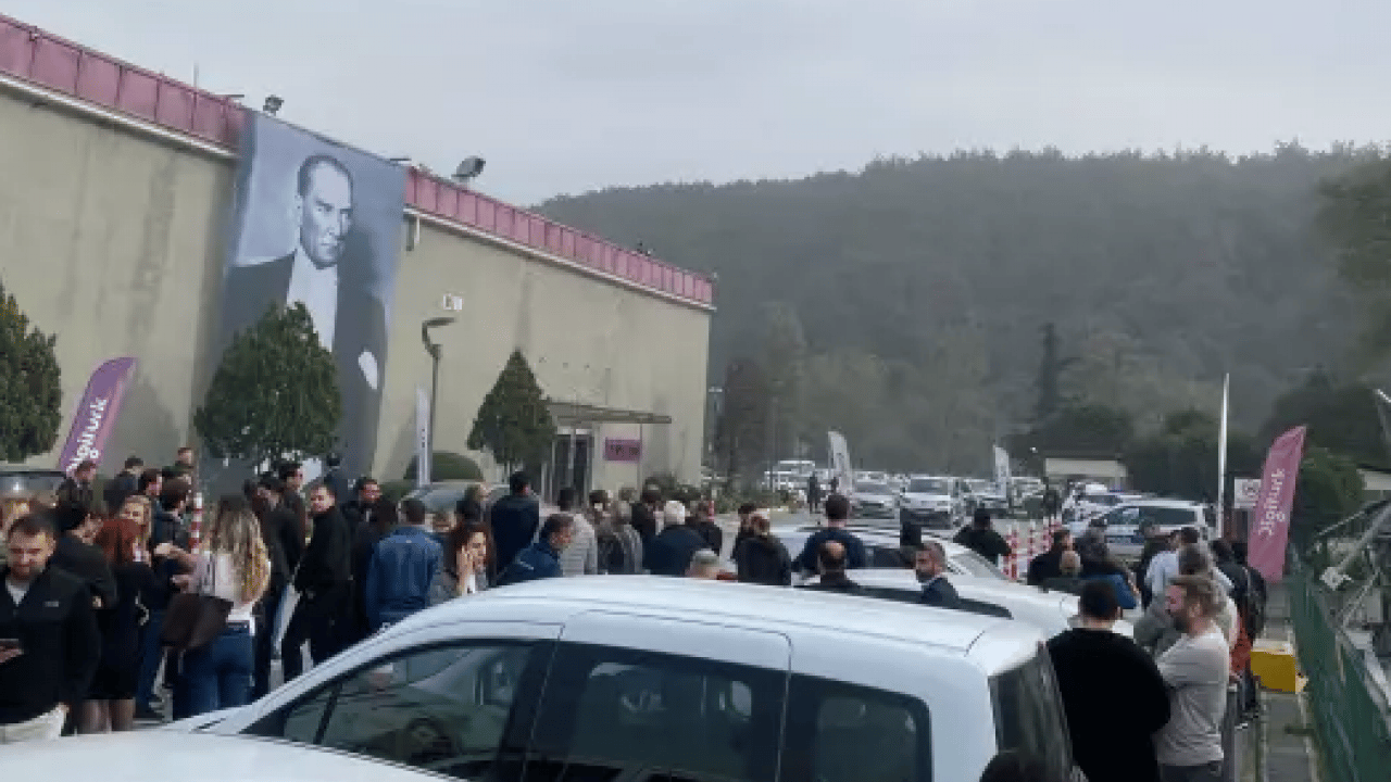 Foto - Oyuncak silahlı baskının perde arkası! Güntekin Onay'ın o sözleri sebep oldu...Özür dilemesini istedi! 