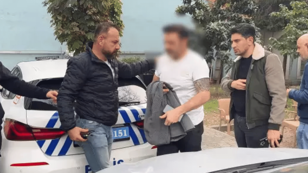 Foto - Oyuncak silahlı baskının perde arkası! Güntekin Onay'ın o sözleri sebep oldu...Özür dilemesini istedi! 