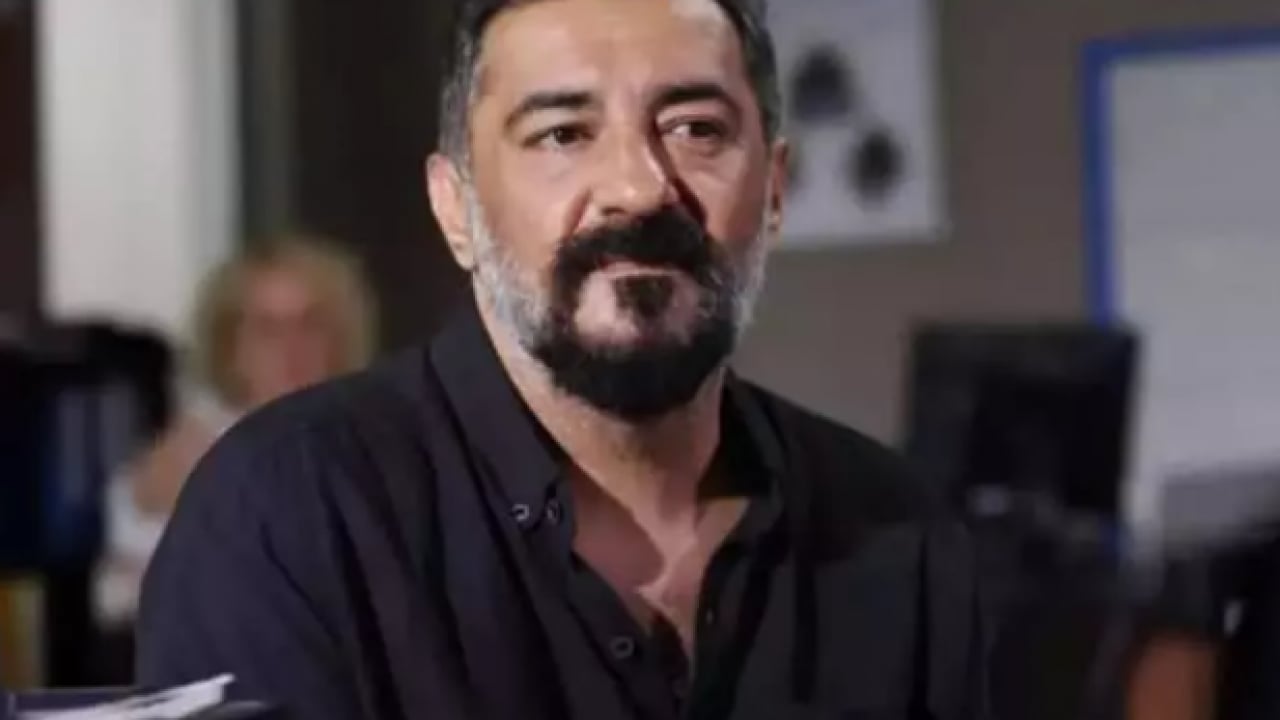 Foto - Oyuncu Celil Nalçakan kaza geçirdi! Görüntüler ortaya çıktı!