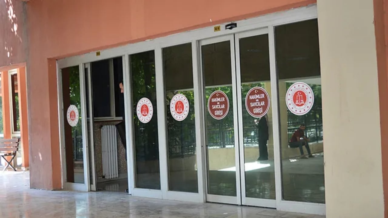 Foto - Öz evladı miras için arabasına bomba koymuştu! Babadan ağızları açık bırakan istek