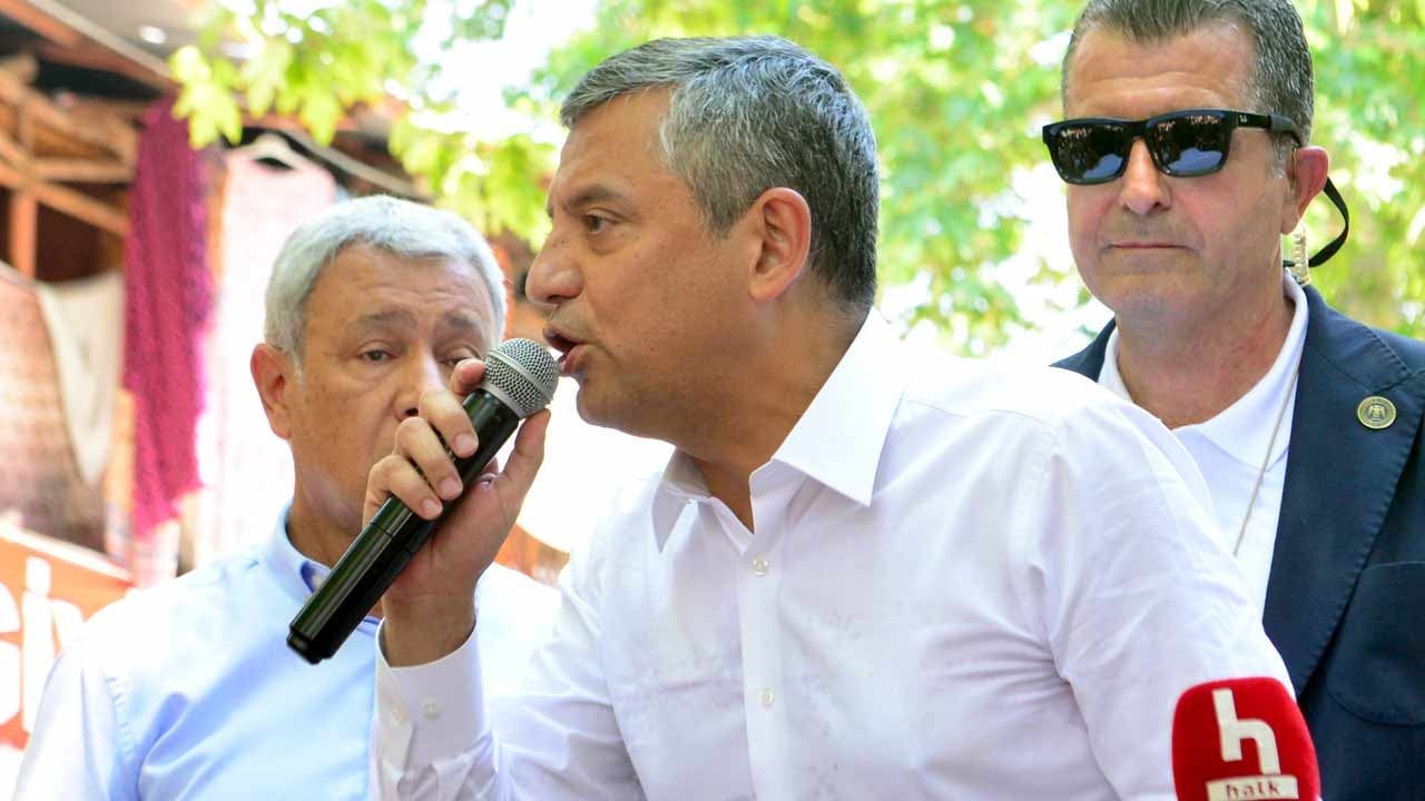 Foto - Özel Adana'da traktör üstünde konuştu! Çankaya için de 'siyasi' nakaratı