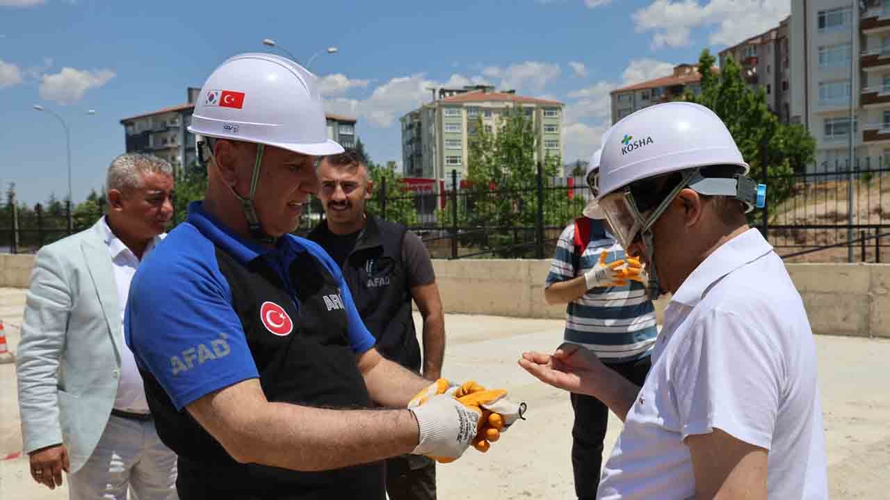 Foto - Özel bireyler ilk kez afet çantasıyla tanıştı: Hayat kurtaran bilgileri uygulamalı öğrendiler