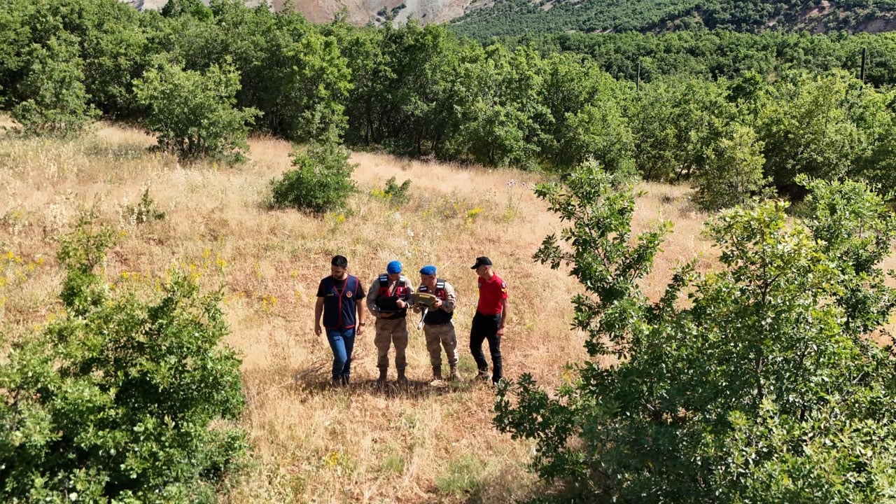 Foto - Özel ekip, 100 kilometrelik alanda Gülistan Doku'nun cenazesini arıyor