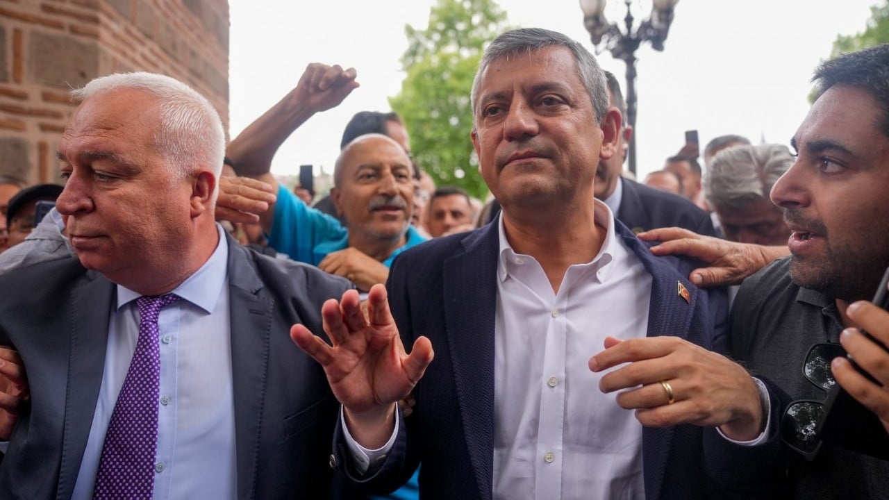 Foto - Özel’in Yeni Atatürkçü parti vurgusuna tepki: Kemalizm’i tarikatlaştırarak halkı kandıramazsınız!