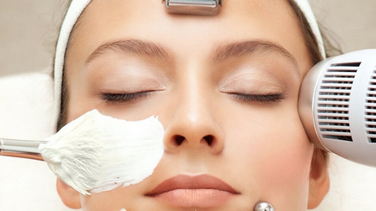 Foto - Özellikle akne tedavilerinde bunu yapmayın! Cildinizi düzelteyim derken psikolojinizden olmayın...