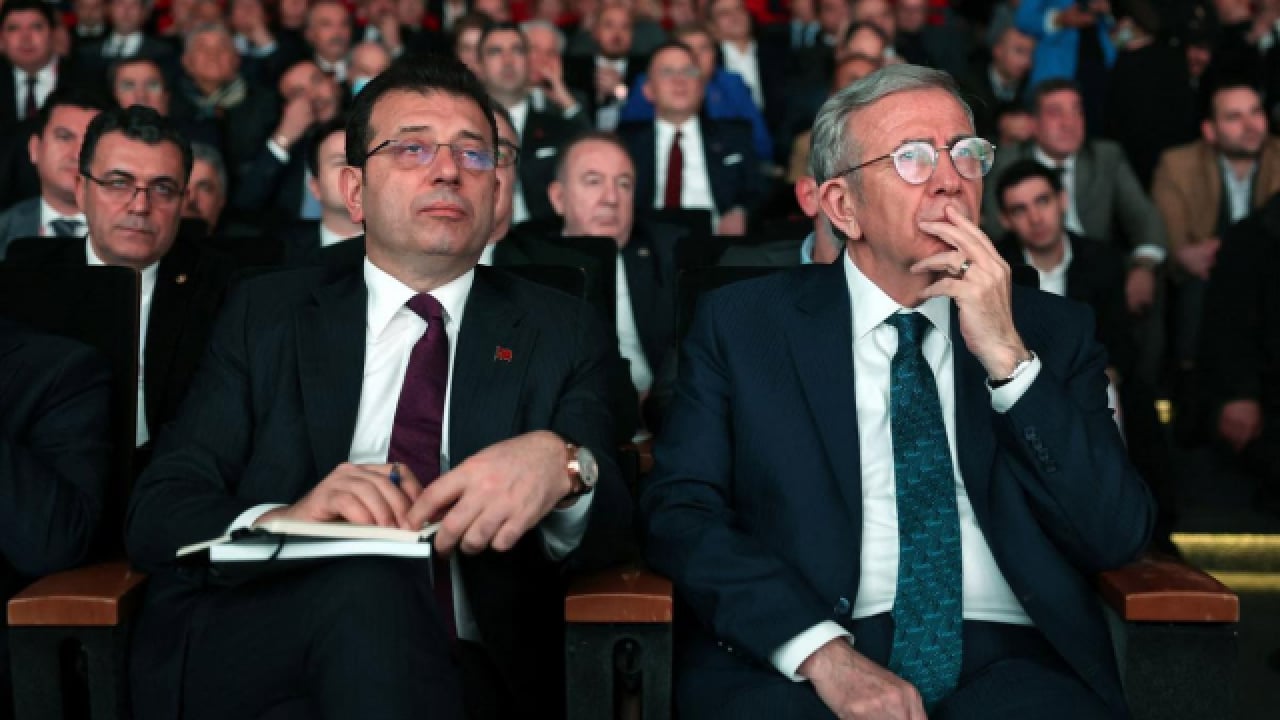 Foto - Özgür Özel apışıp kalacak! Cezaevindeki İmamoğlu, cumhurbaşkanı adayını belirledi: Ben olamıyorsam o olsun