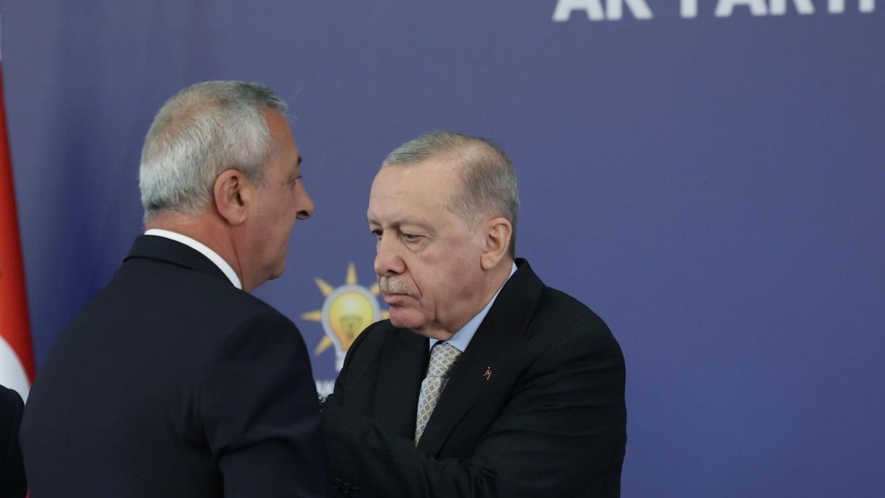 Foto - Özgür Özel eşini arayıp ahlaksızca konuşmuştu! AK Partili başkan yaşananları anlattı