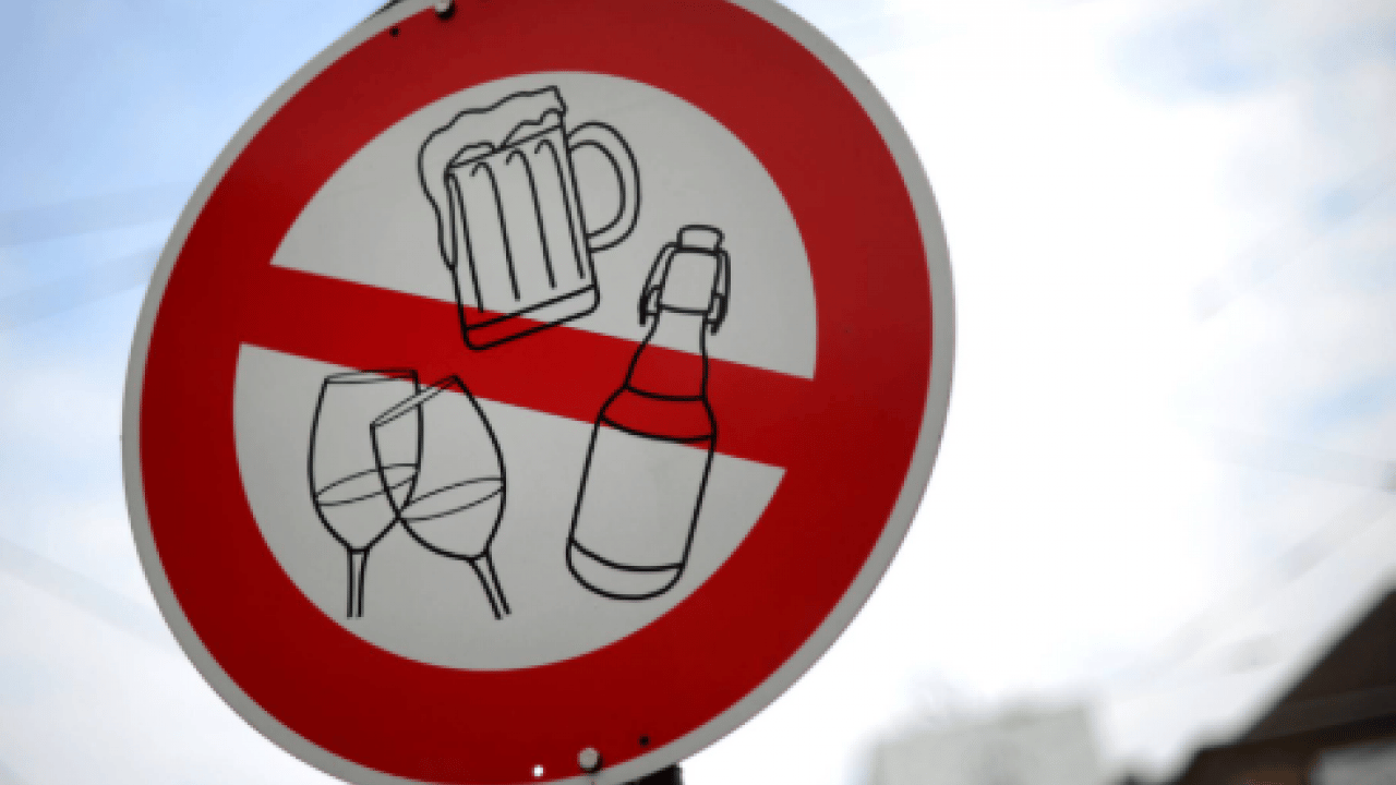 Foto - Özgür Özel ucuzlatmayı vaat ediyor… Almanya’da yeni alkol yasağı kararı