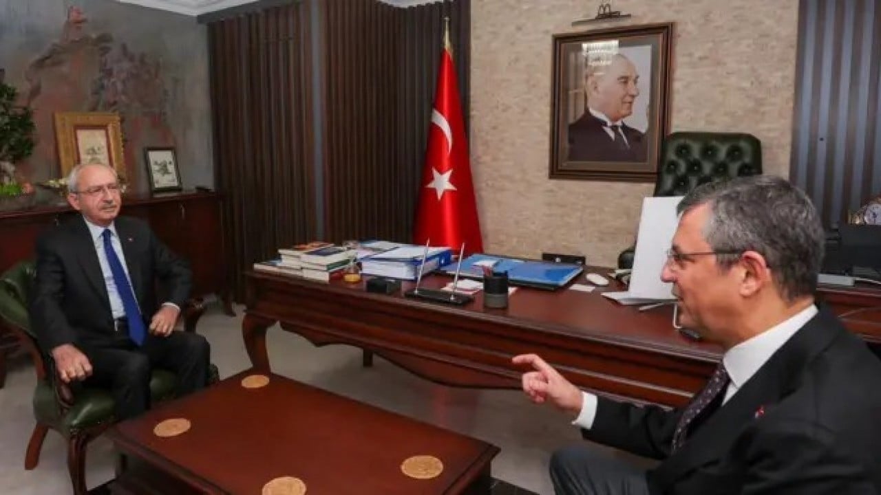 Foto - Özgür Özel'e büyük şok: Darbeyi hiç beklemediği yerden yedi