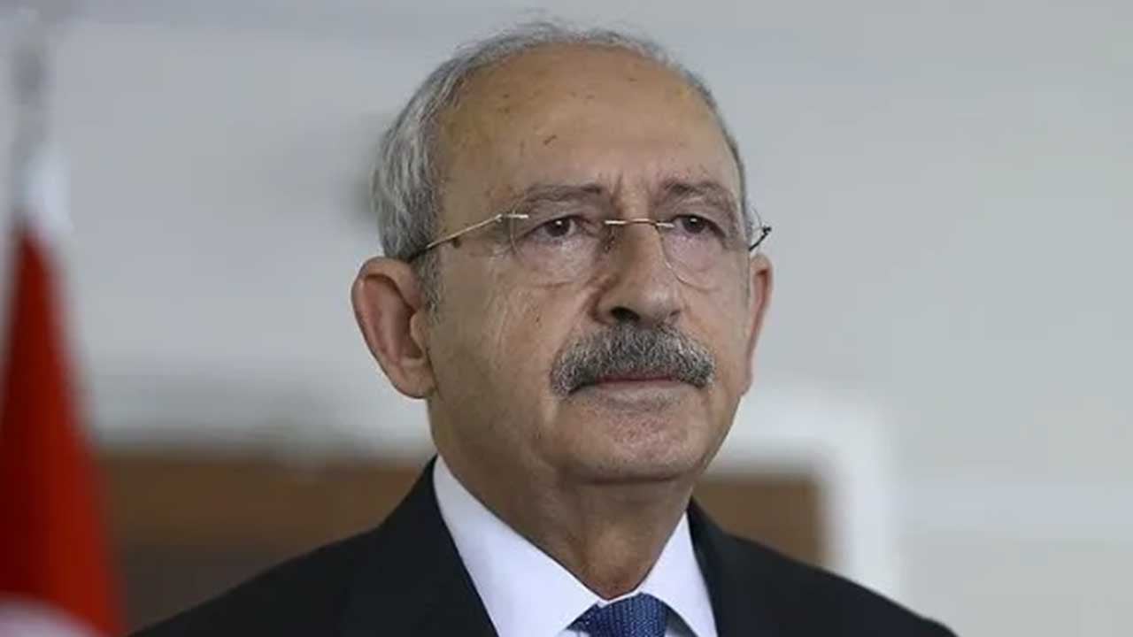 Foto - Özgür Özel’i delirttiler! CHP’li 9 milletvekili ha kovuldu ha kovulacak… 