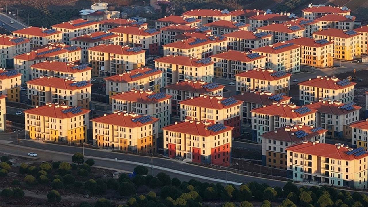 Foto - Özgür Özel’i yerin dibine soktu! Bu gerçeklerin söylenmesi gerekiyordu