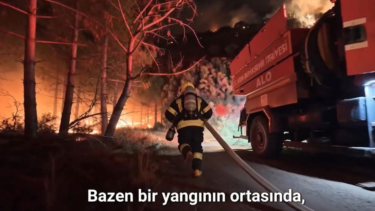 Foto - Özlem Çerçioğlu'ndan tüyleri diken diken eden 15 Temmuz paylaşımı: O gece herkes Efe'ydi