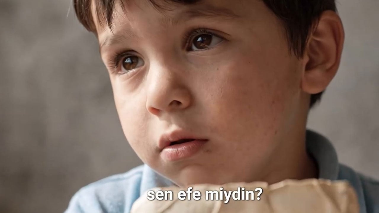 Foto - Özlem Çerçioğlu'ndan tüyleri diken diken eden 15 Temmuz paylaşımı: O gece herkes Efe'ydi