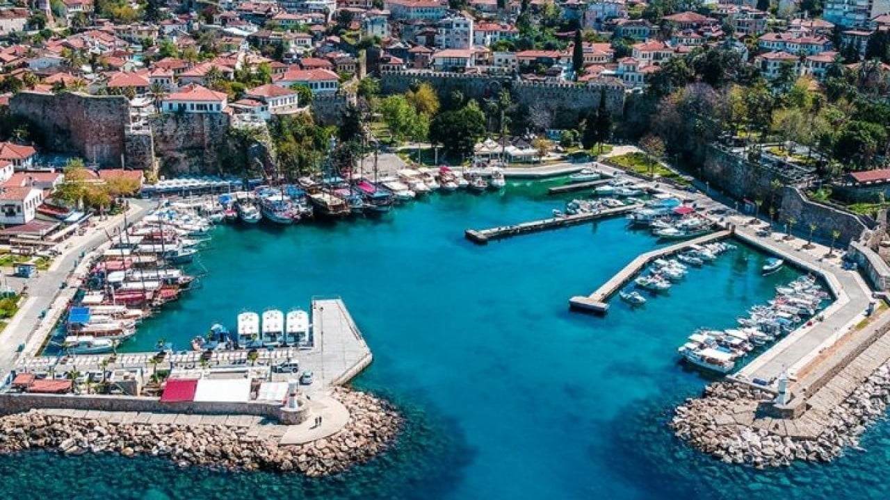 Foto - Pahalılıktan kaçanlar Yunana sığındı