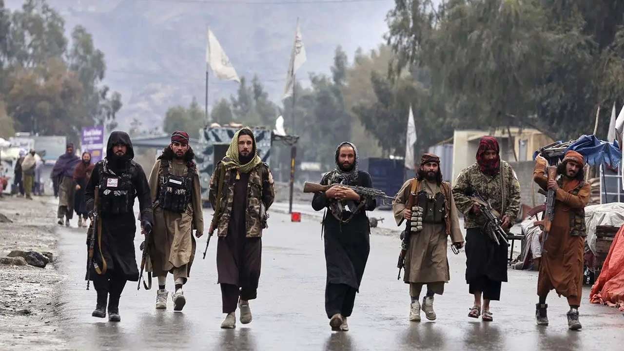 Foto - Pakistan-Afganistan savaşı devam ediyor! 297 Taliban üyesi hayatını kaybetti