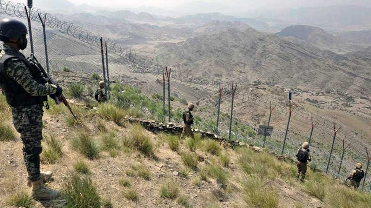 Foto - Pakistan-Afganistan savaşı devam ediyor! 297 Taliban üyesi hayatını kaybetti