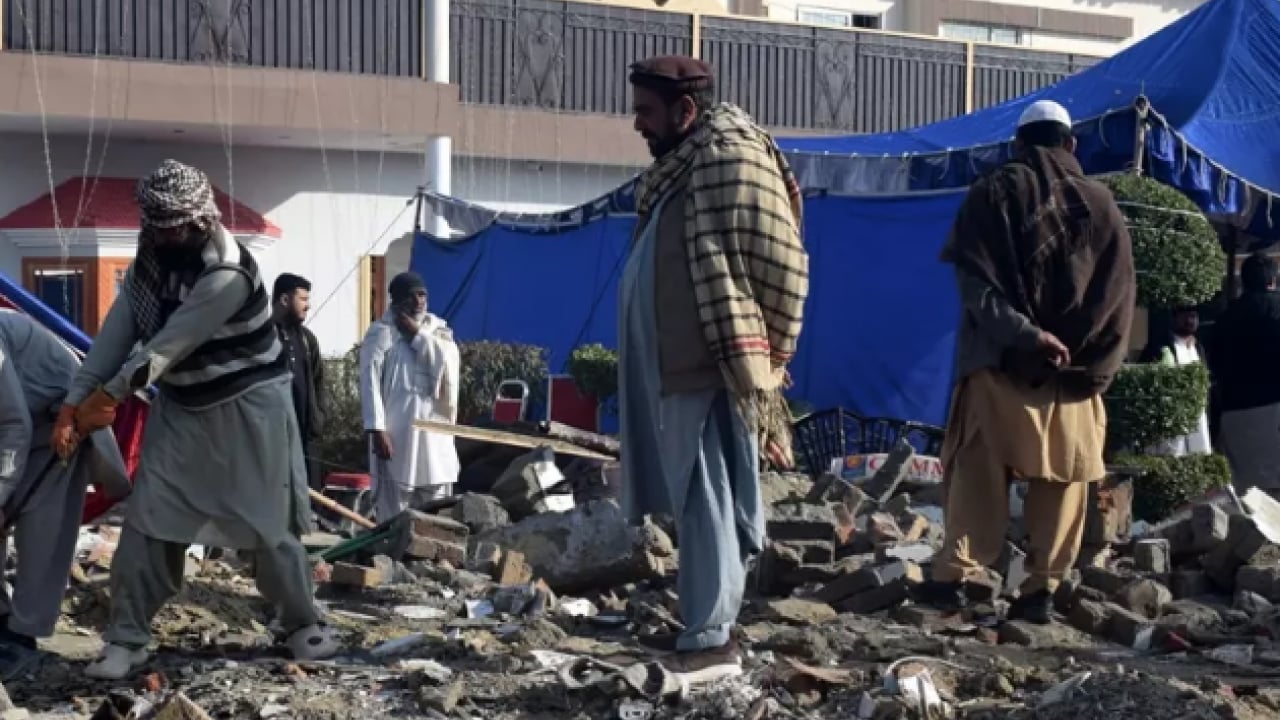Foto - Pakistan Dera İsmail Han'da intihar saldırısı: Hayatını kaybedenlerin sayısı yükseldi