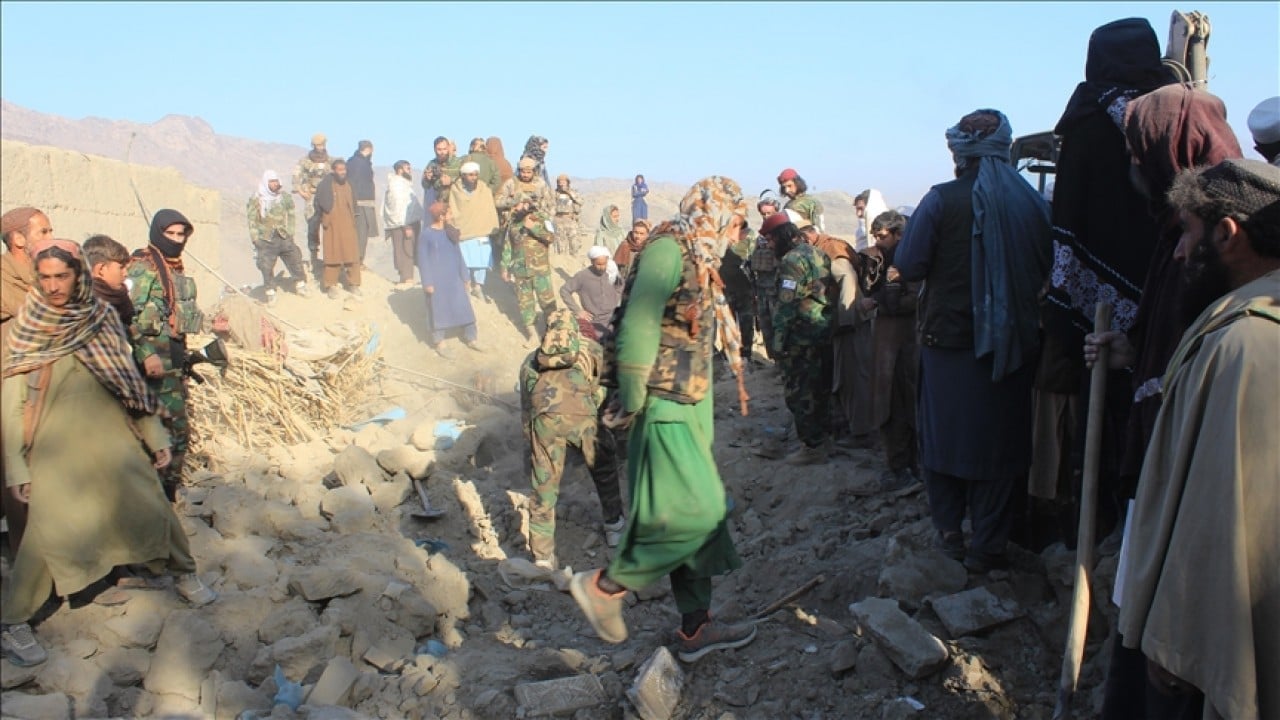 Foto - Pakistan ile Afganistan arasında karşılıklı saldırılar sürüyor! Ölü sayısı açıklandı 