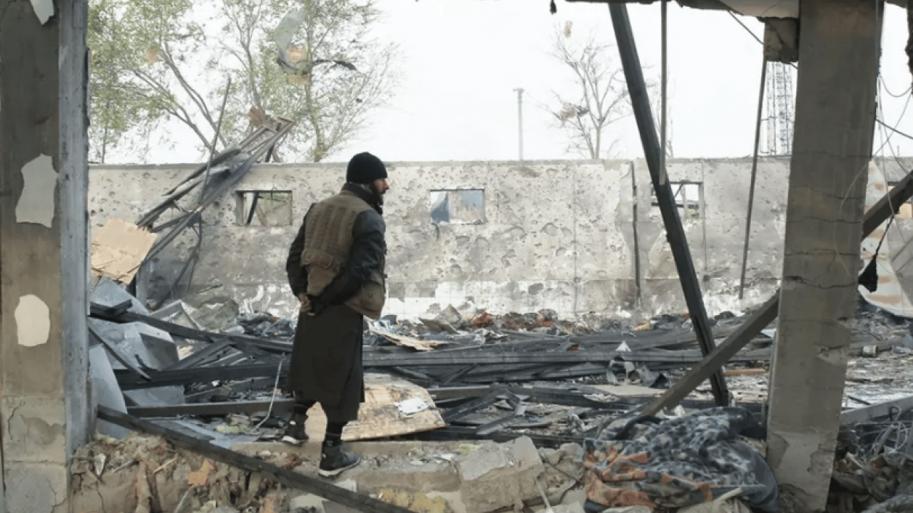 Foto - Pakistan'da bombalı saldırı ardından üsse sızma girişimi! Saldırıyı bakın kim üstlendi