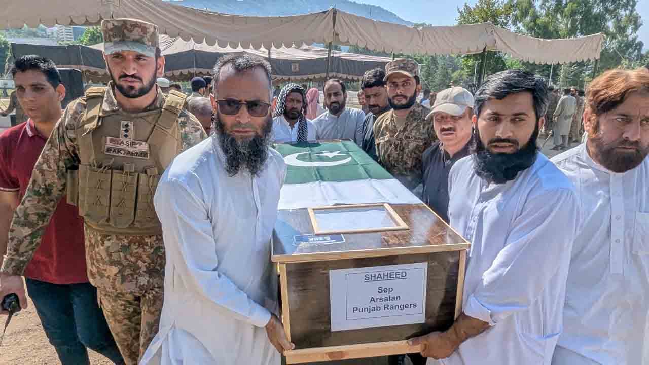 Foto - Pakistan'da dünkü helikopter Faciası: 22 asker şehit