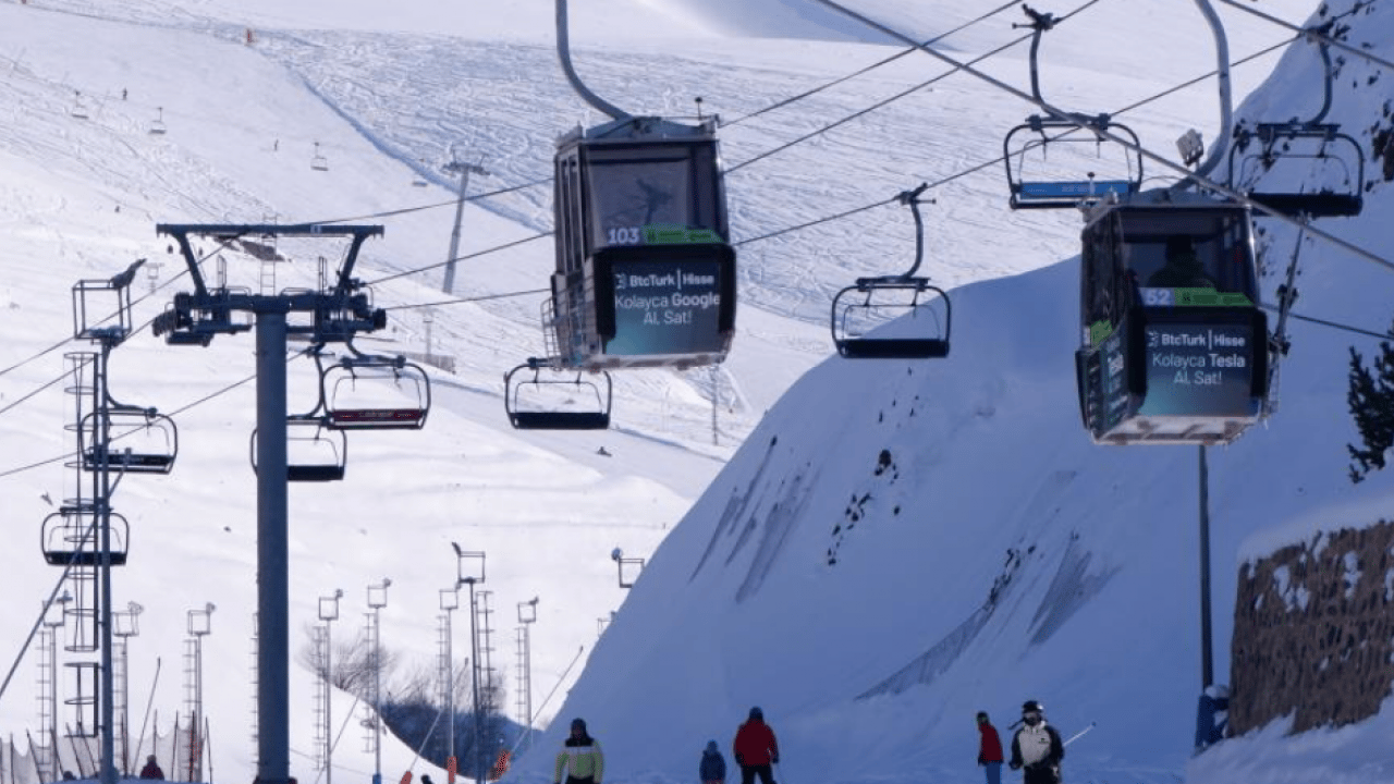 Palandöken’de kayak keyfi devam ediyor