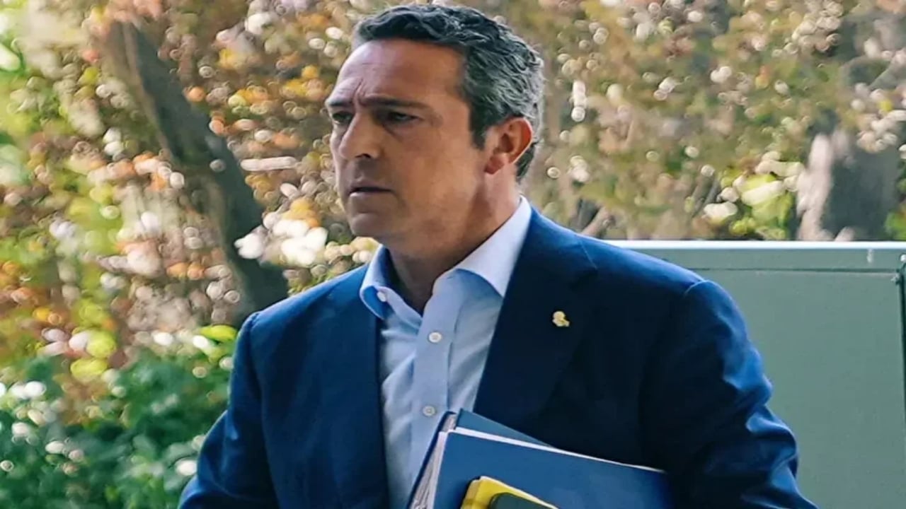 Foto - Para insana neler yaptırıyor? Ali Koç’un tavrı büyük tepki çekti