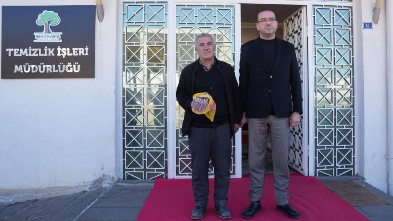 Foto - Para poşeti çöpe gitti çöp poşeti bankaya!