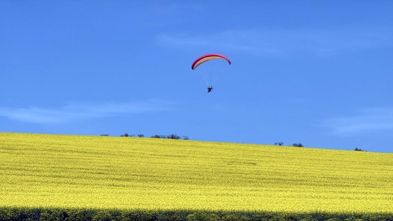 Foto - Paramotorla unutulmaz deneyim! Sarı denizin üzerinde uçtu
