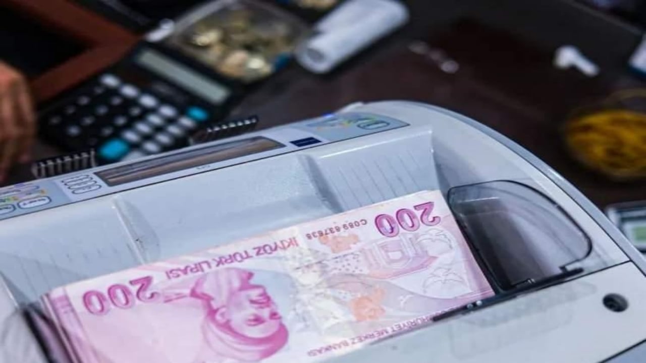 Foto - Paranın başkenti belli oldu! İşte Türkiye’nin en zengin ve en fakir şehirleri