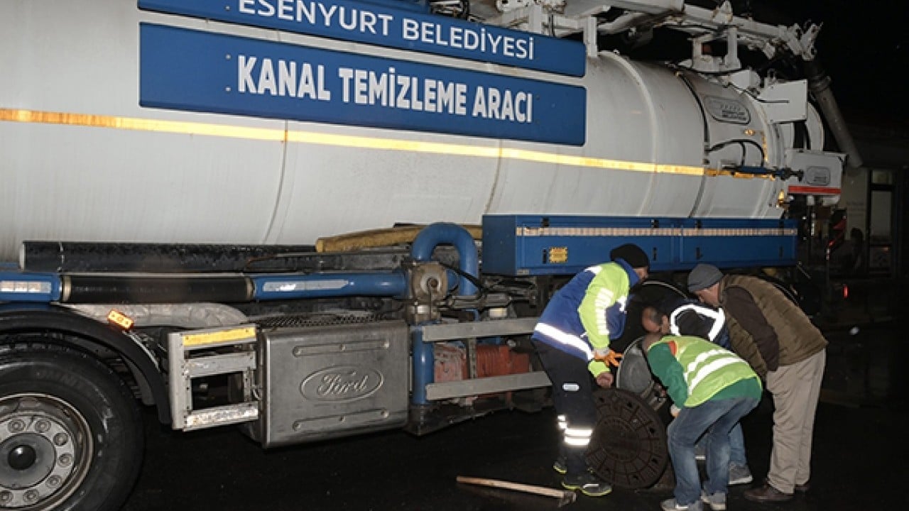 Foto - Parayı İSKİ alıyor pisliği belediye temizliyor