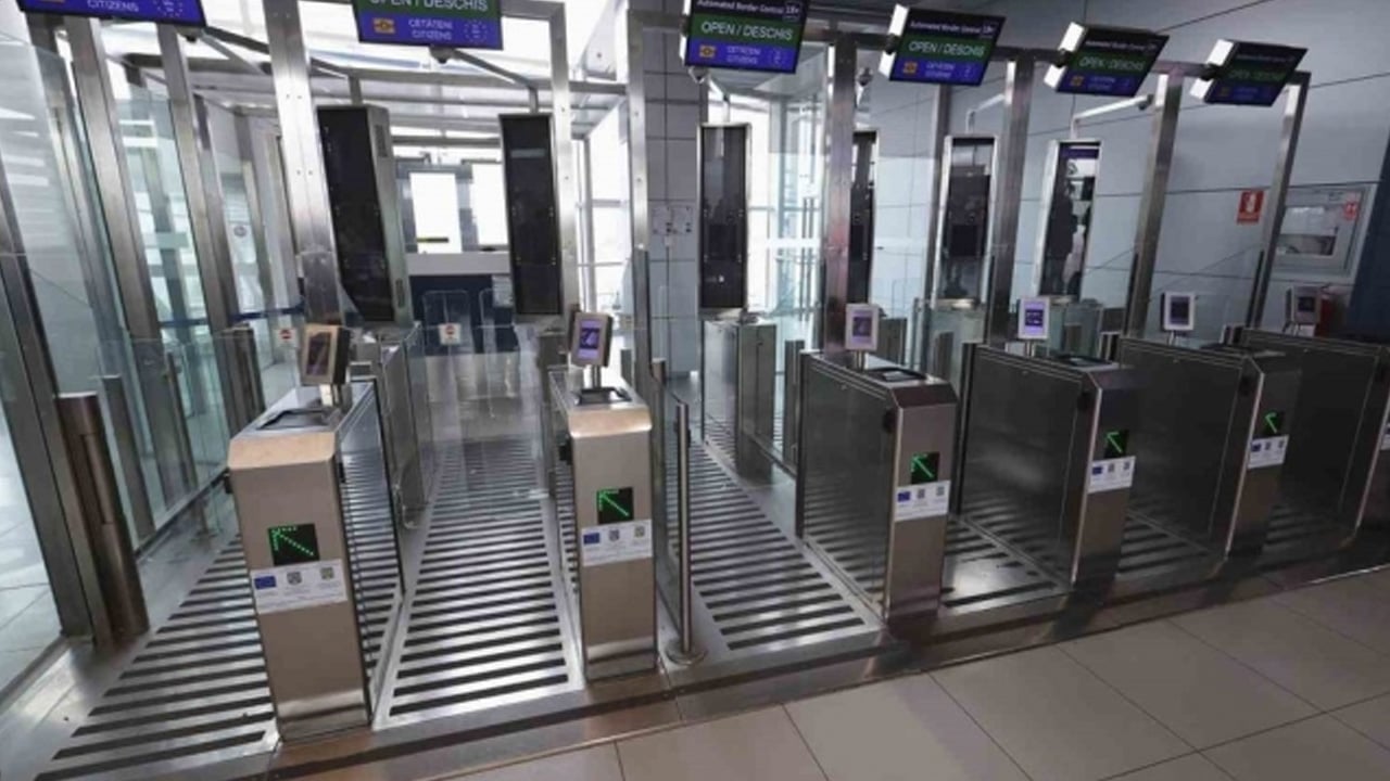 Foto - Parmak izi ve fotoğraf zorunlu oldu! Ama bu hizmet yüzünden vatandaşlar beklemeye maruz kalıyor!