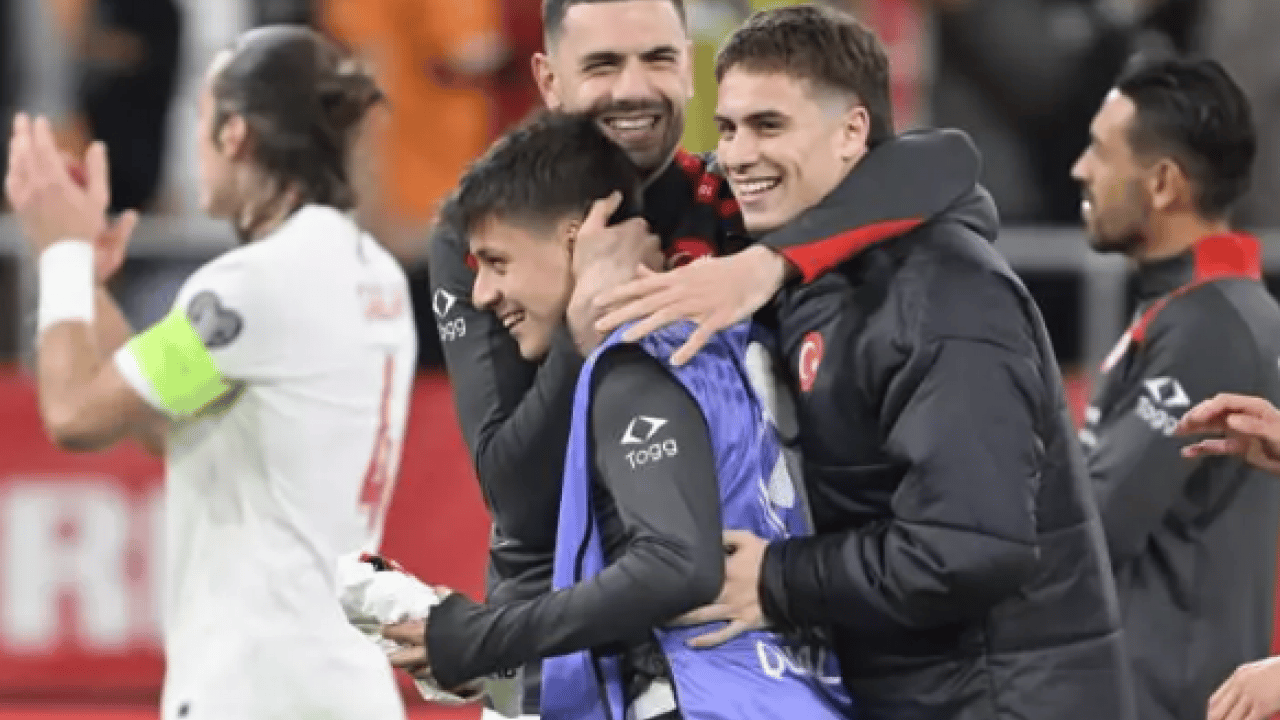 Foto - 'Parti var' naraları atan İspanyollar morardı: 'Canımız acıyor'