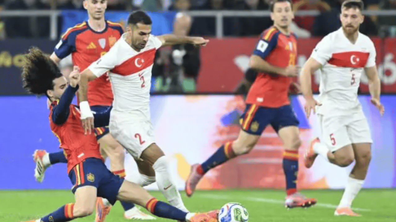 Foto - 'Parti var' naraları atan İspanyollar morardı: 'Canımız acıyor'