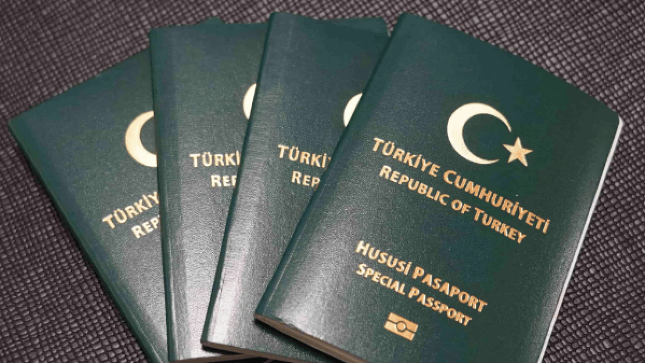 Foto - Pasaport Türleri ve Renkleri: İşte Bordo, Yeşil, Gri ve Siyah Pasaport Arasındaki Farklar