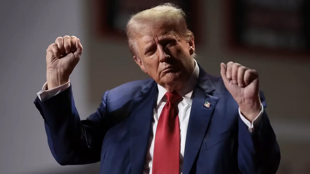 Foto - Trump ABD ile uyumsuz ülkeleri tehdit edip asla olmayacak demişti! Tartışma sona ermedi! Son durum ne?