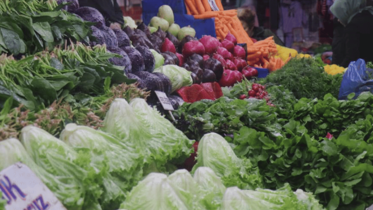 Foto - Pazar tezgahlarında kış sebzelerine yoğun ilgi