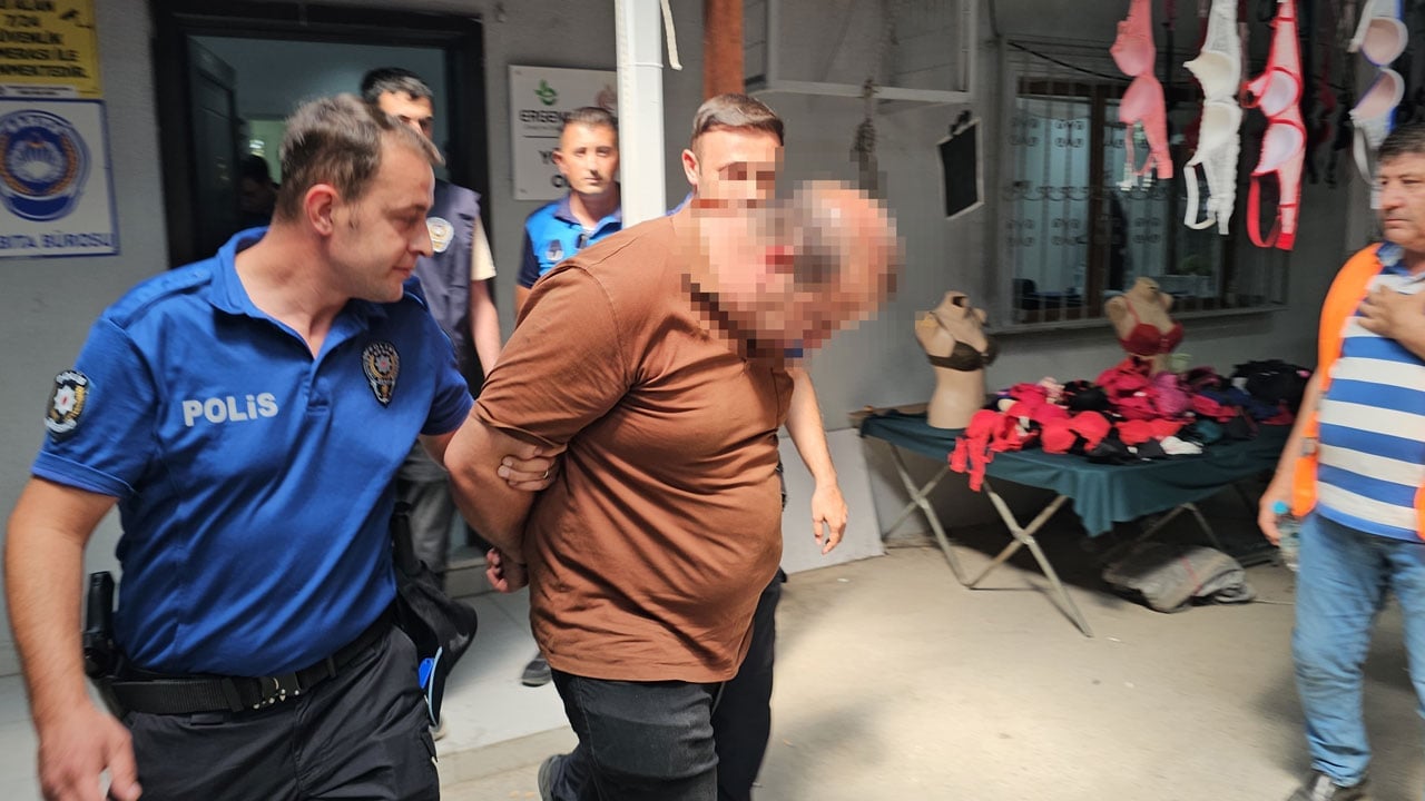 Foto - Pazarda kadınların görüntülerini çekerken yakalandı