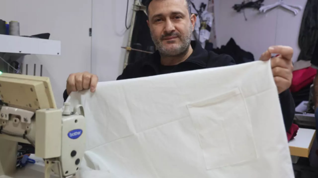 Foto - Cimri müşterilere dayanamadı: Camına astığı yazıyı görenler şaşırıyor!