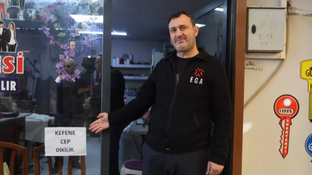 Foto - Cimri müşterilere dayanamadı: Camına astığı yazıyı görenler şaşırıyor!