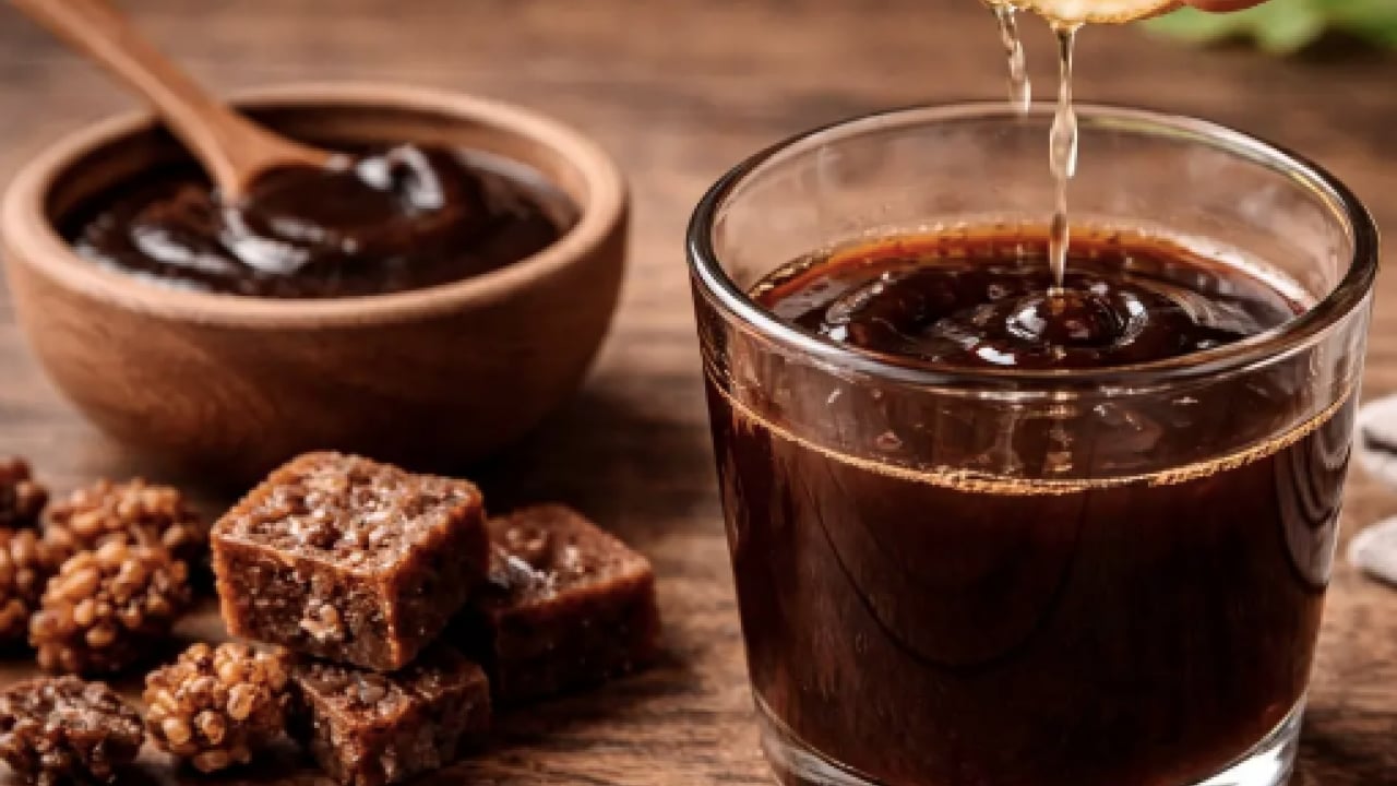 Pekmeze 2 damla ekleyin sadece: Karaciğeri temizleyen detoks karışımına dönüşüyor