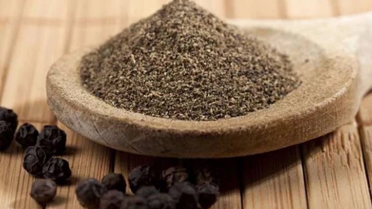 Foto - Pekmezin içine karabiber koyup yerseniz! Bakın ne olacak! Engel oluyor