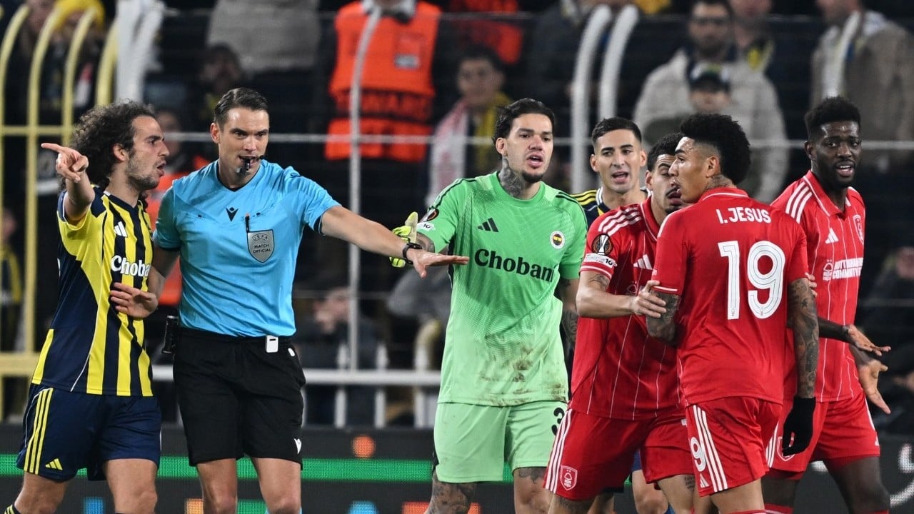 Foto - Pes ettiler resmen: Duvar yıkıldı enkaz kapıda! Savunma nasıl kurulacak?