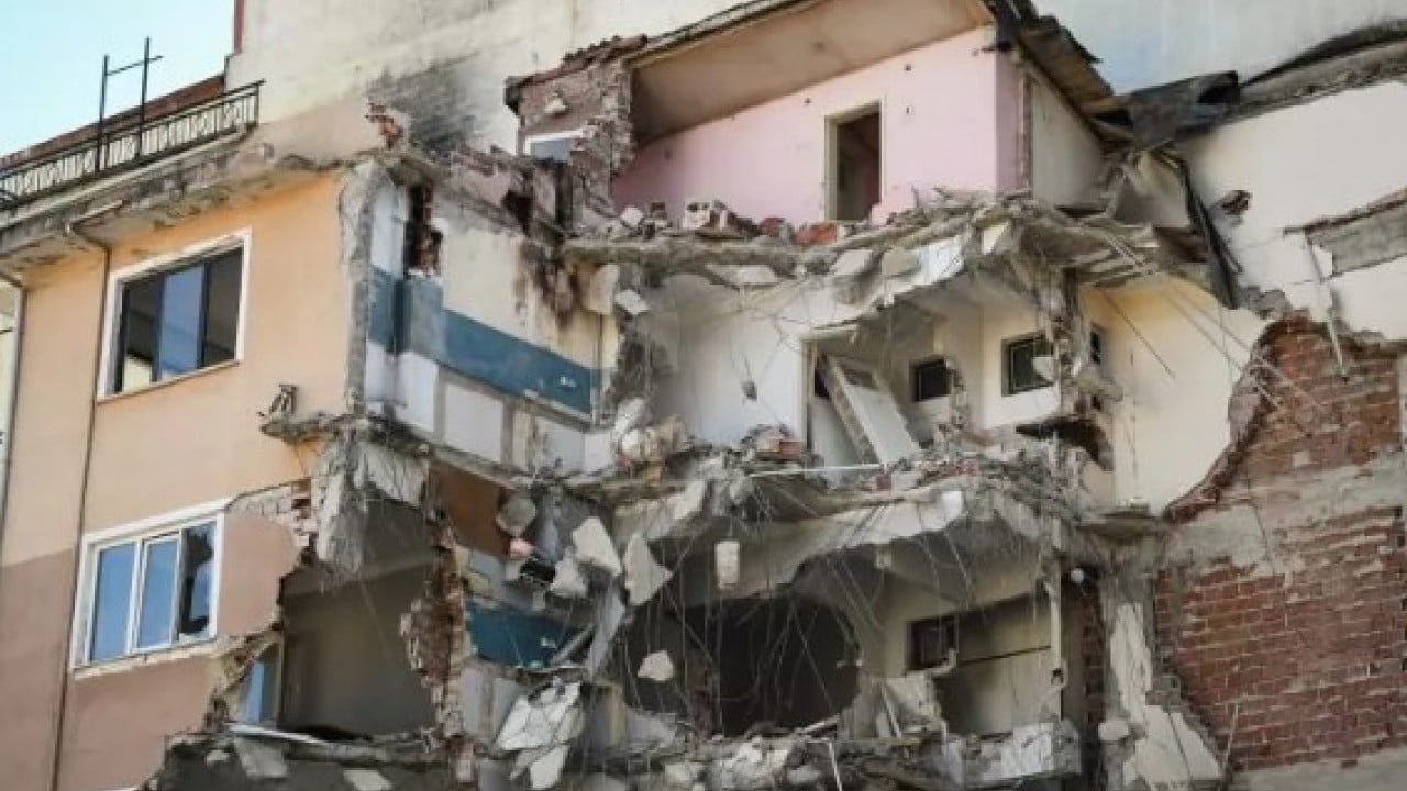 Foto - Peş peşe depremler paniğe neden oldu! Uzman isim 'vites yükseltti' diyerek uyardı