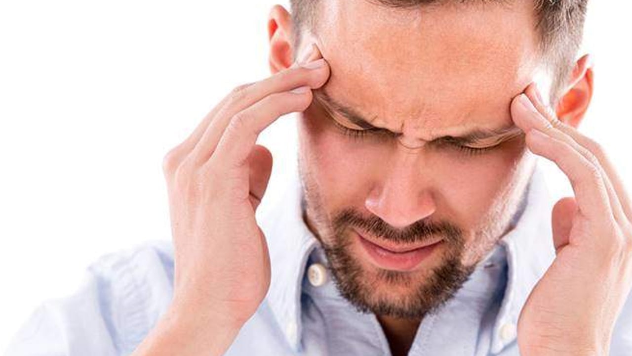 Foto - Peş peşe şiddetli baş ağrısı - Görme kaybı beyin tümörünün erken işareti olabilir, dikkat edin 