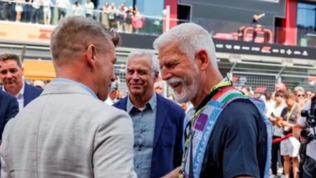 Foto - Petr Pavel kendini formula pistine attı! Başkanlık koltuğundan foto muhabirliğine!