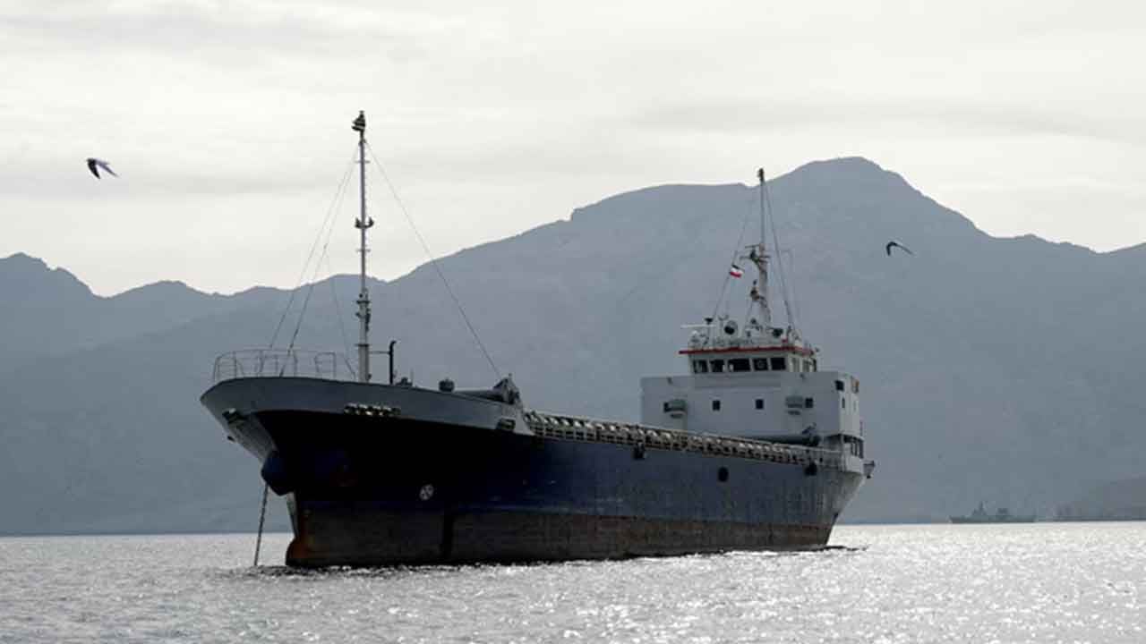 Foto - Petrol aramaya gittiğimiz Somali'de skandal gelişme! Türk gemisine saldırı düzenlendi