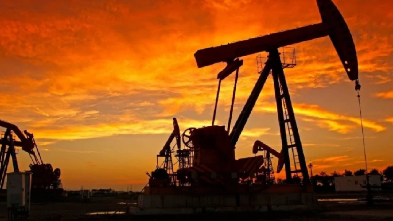 Foto - Petrol piyasasında ‘Umman’ bilmecesi: Brent varilin fiyatı düşüşe geçti