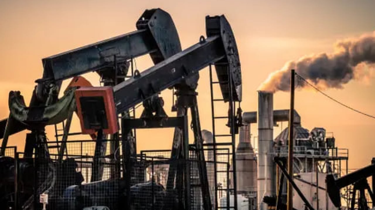 Foto - Petrol piyasasında ‘Umman’ bilmecesi: Brent varilin fiyatı düşüşe geçti