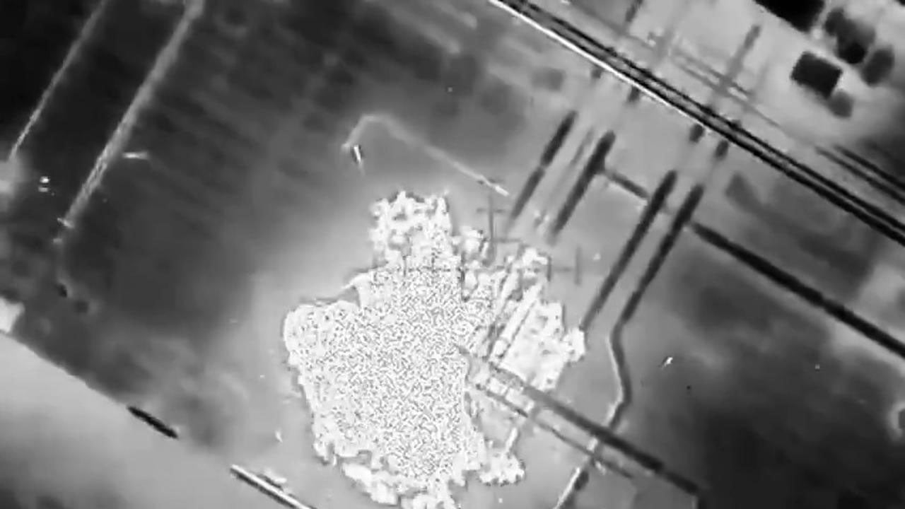 Foto - Petrol tankeri vuruldu!